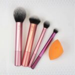 Real Techniques Σετ με Πινέλα και Σφουγγαράκια Μακιγιάζ Everyday Essentials 4τμχ - Image 2